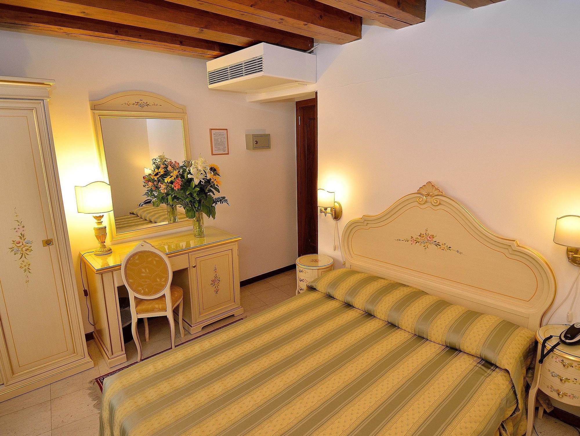 Hotel Orion Venezia Eksteriør bilde